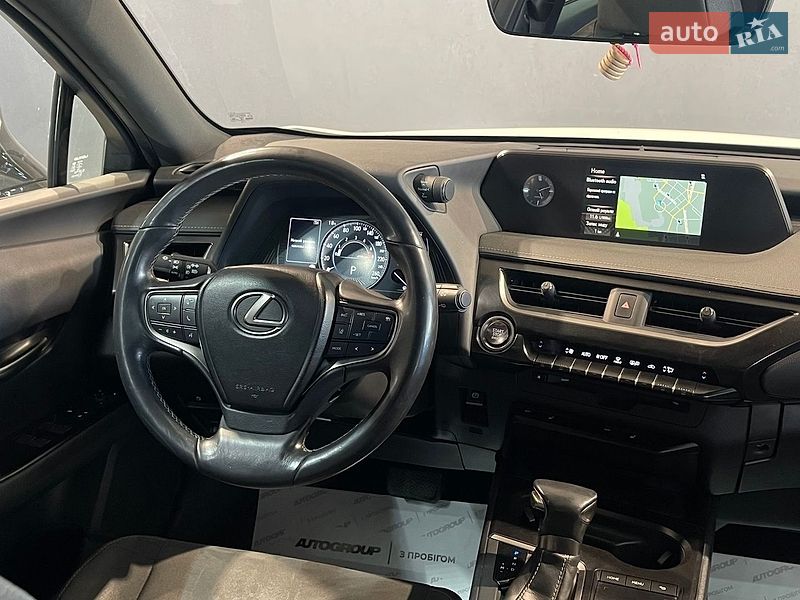 Внедорожник / Кроссовер Lexus UX 2019 в Одессе