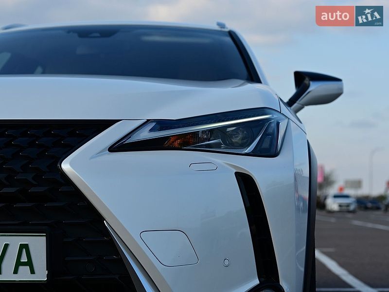 Внедорожник / Кроссовер Lexus UX 2021 в Одессе
