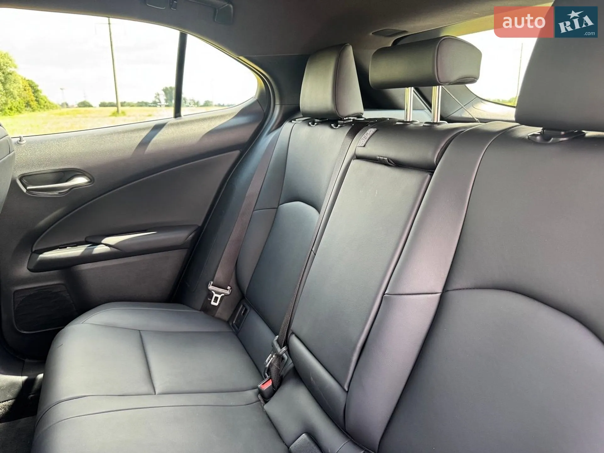 2023 Lexus UX - мініатюра 16