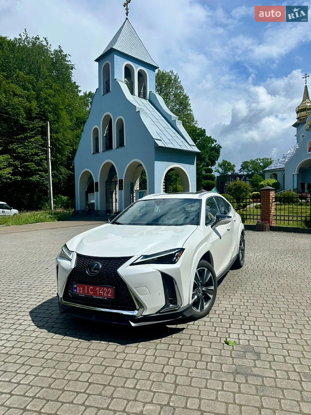 2022 Lexus UX - фото 1