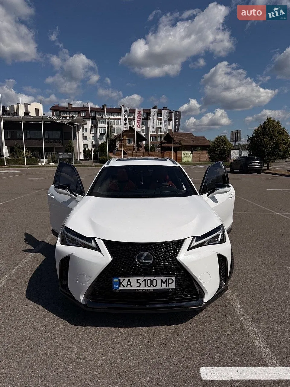 2018 Lexus UX - фото 1
