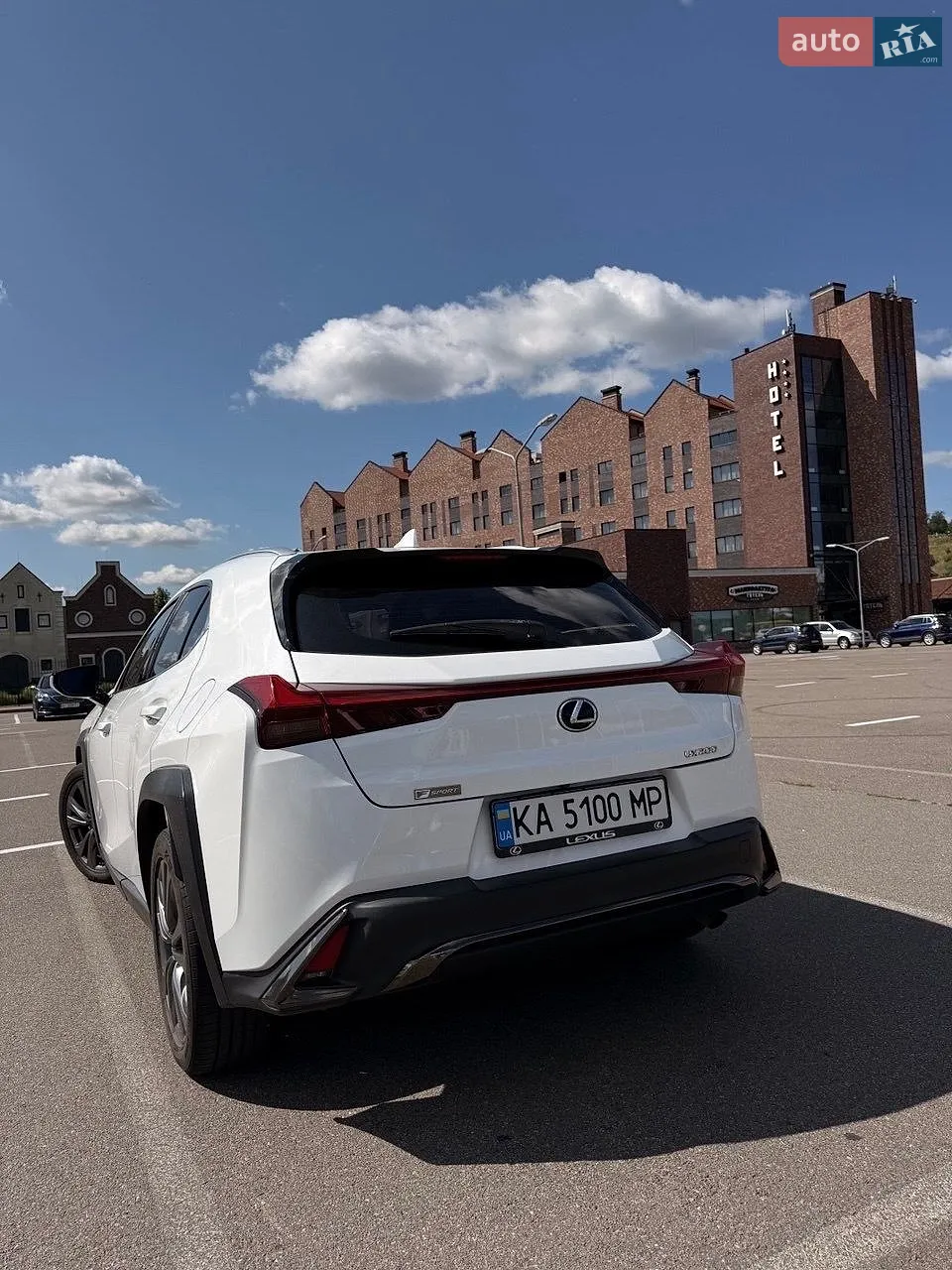2018 Lexus UX - мініатюра 3