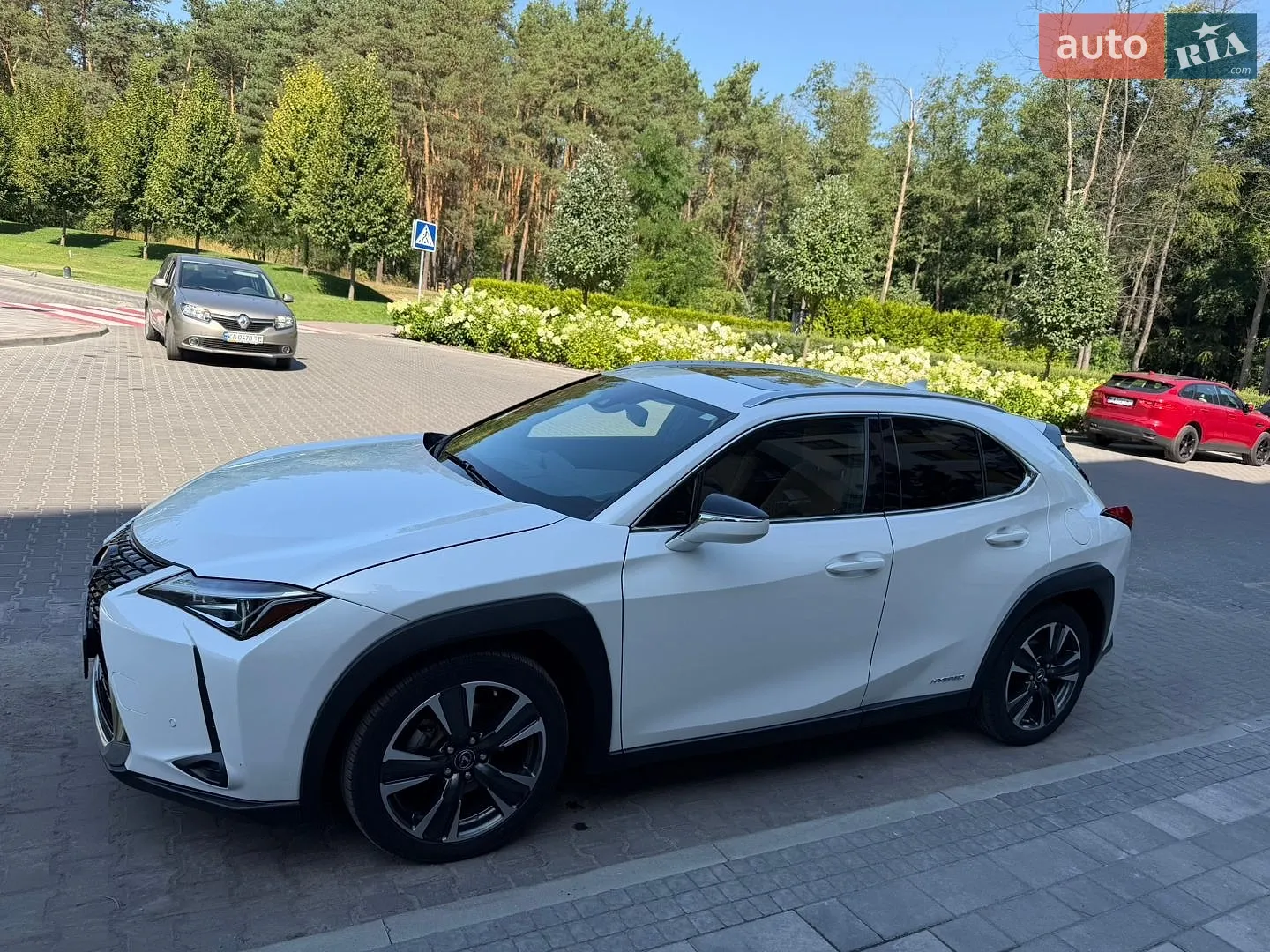 2020 Lexus UX - мініатюра 3