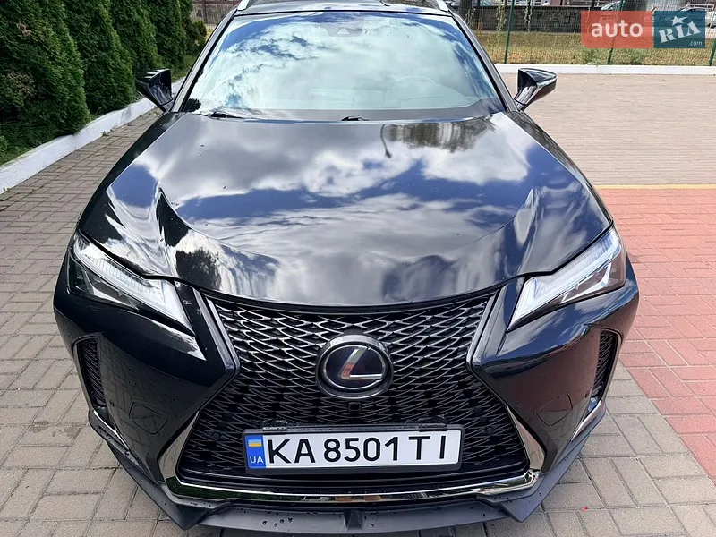 Lexus UX 2019