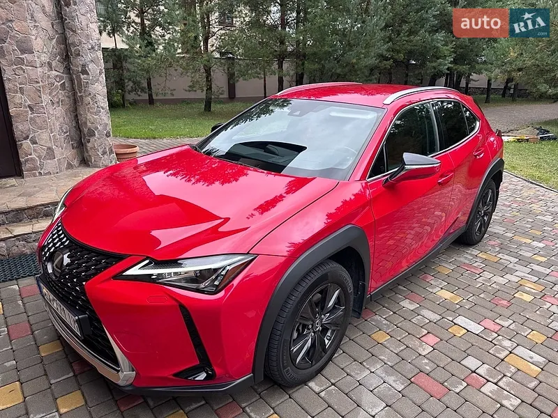 Lexus UX 2019