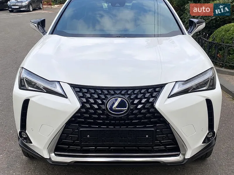 Lexus UX 2020