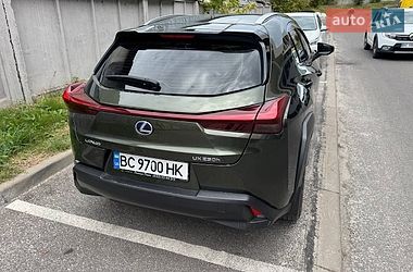 Внедорожник / Кроссовер Lexus UX 2020 в Киеве