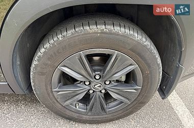 Внедорожник / Кроссовер Lexus UX 2020 в Киеве
