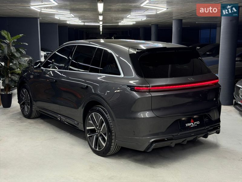 Позашляховик / Кросовер Li Auto L6 2024 в Одесі
