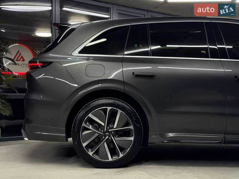 Позашляховик / Кросовер Li Auto L6 2024 в Одесі