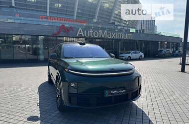 Внедорожник / Кроссовер Li Auto L7 2024 в Киеве