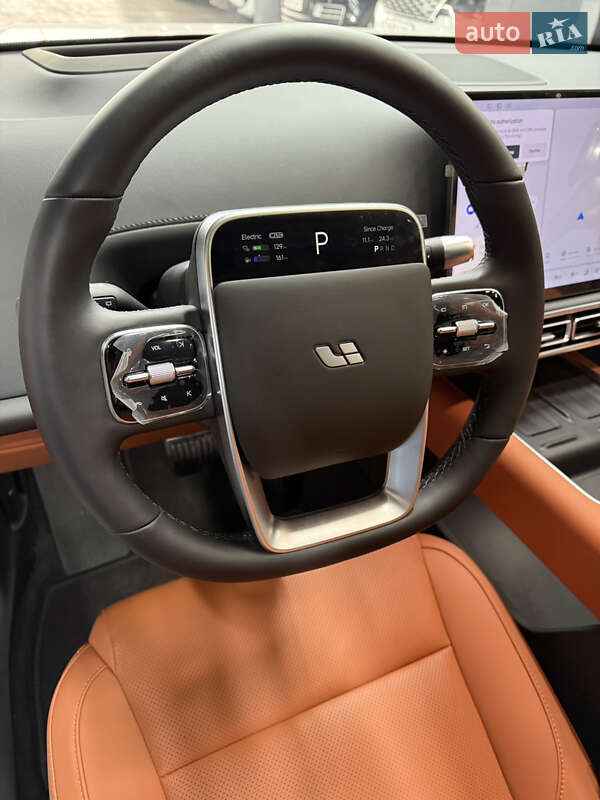 Позашляховик / Кросовер Li Auto L7 2024 в Одесі