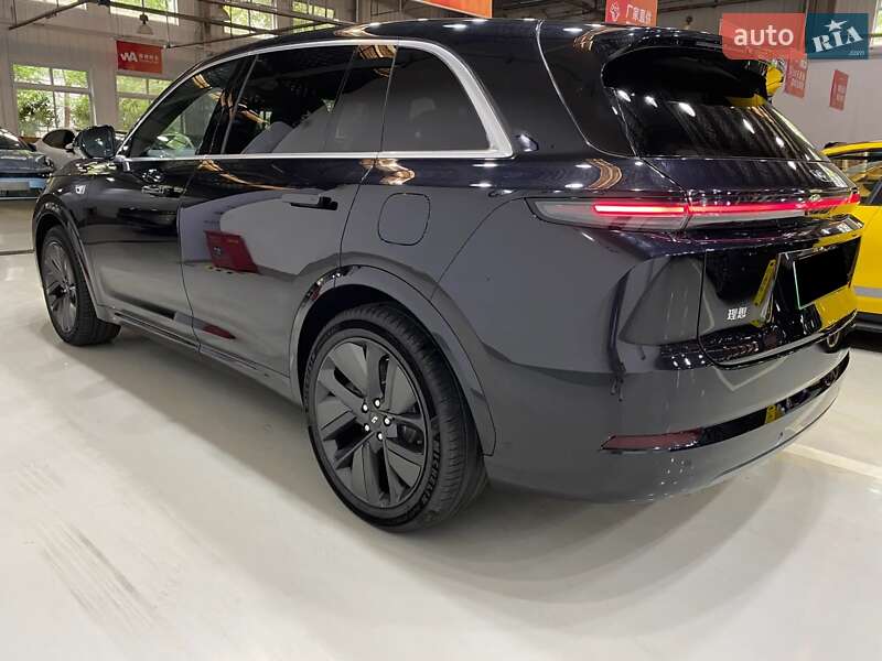 Позашляховик / Кросовер Li Auto L7 2024 в Києві