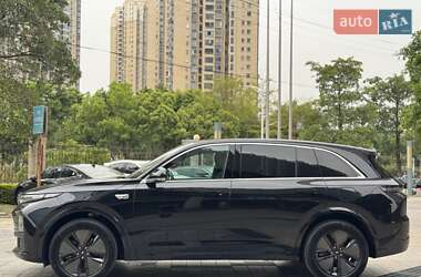 Внедорожник / Кроссовер Li Auto L7 2024 в 