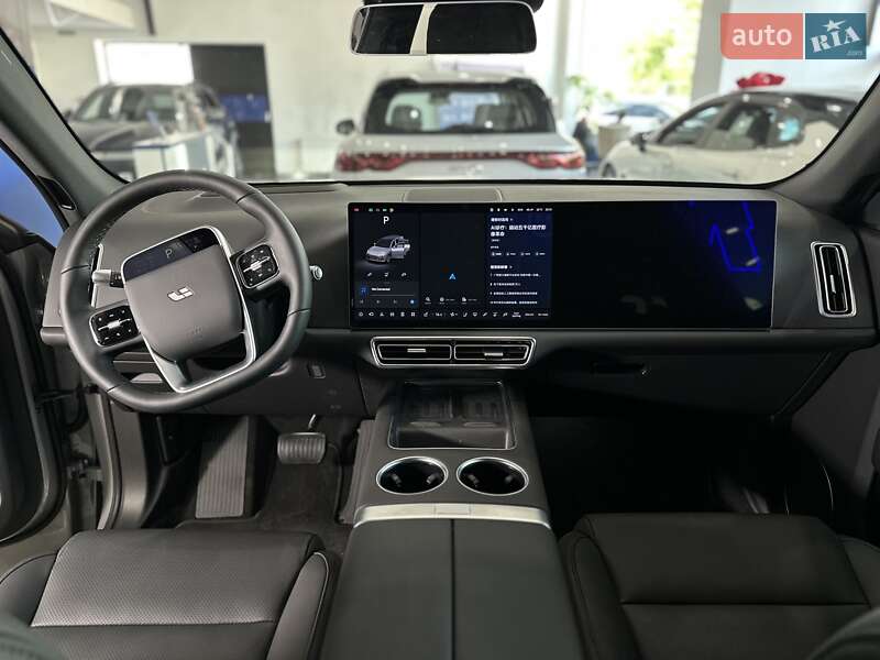 Внедорожник / Кроссовер Li Auto L7 2025 в Одессе