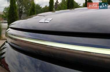 Внедорожник / Кроссовер Li Auto L7 2024 в 