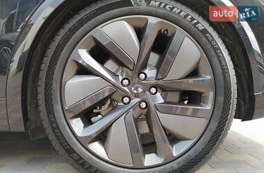 Внедорожник / Кроссовер Li Auto L7 2024 в 