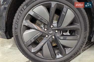 Внедорожник / Кроссовер Li Auto L7 2024 в 