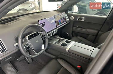 Внедорожник / Кроссовер Li Auto L7 2024 в 