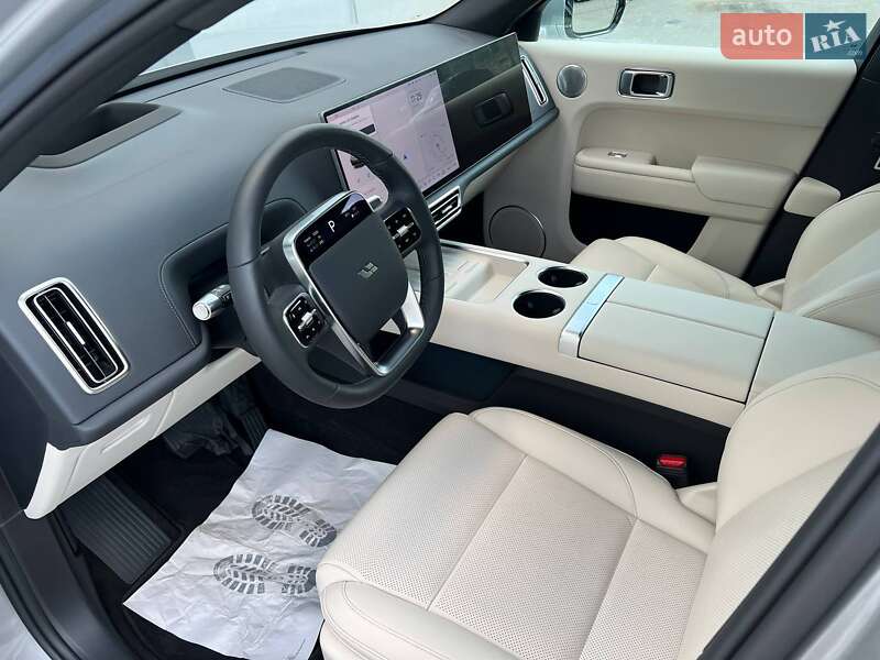 Позашляховик / Кросовер Li Auto L7 2024 в Києві