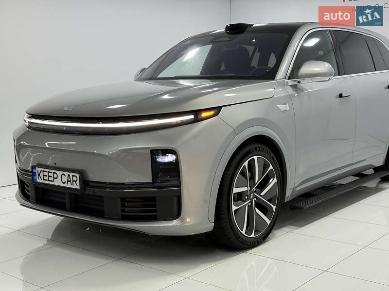 Внедорожник / Кроссовер Li Auto L7 2025 в Одессе