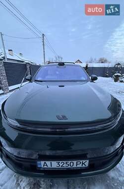 Внедорожник / Кроссовер Li Auto L7 2024 в Обухове