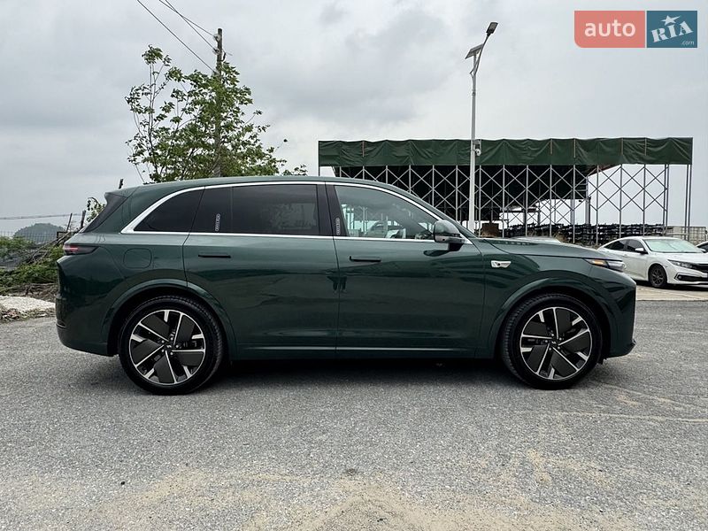 Внедорожник / Кроссовер Li Auto L7 2025 в Киеве