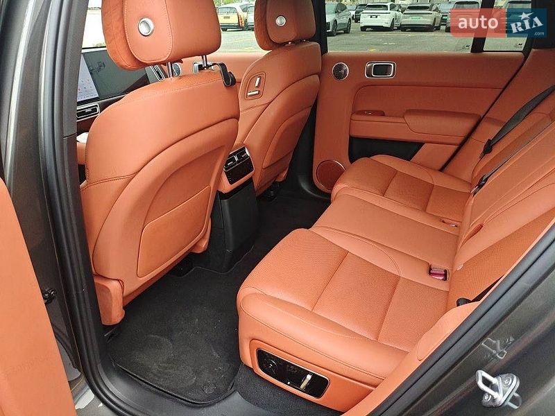 Внедорожник / Кроссовер Li Auto L7 2025 в Одессе