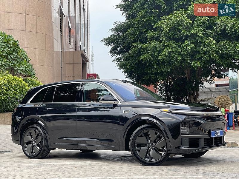 Внедорожник / Кроссовер Li Auto L7 2025 в Киеве