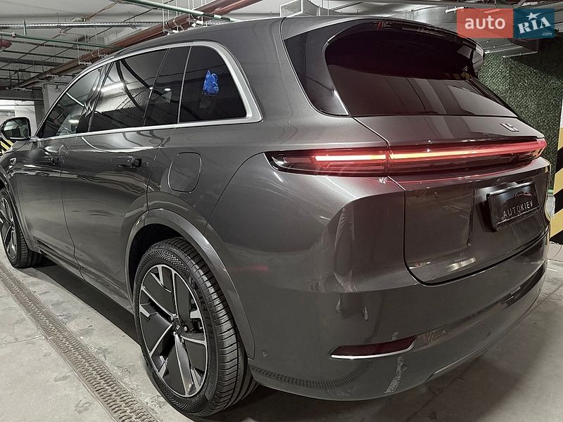 Внедорожник / Кроссовер Li Auto L7 2026 в Киеве