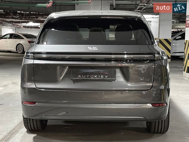 Внедорожник / Кроссовер Li Auto L7 2026 в Киеве