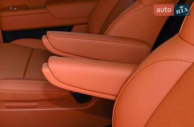 Внедорожник / Кроссовер Li Auto L9 2025 в 