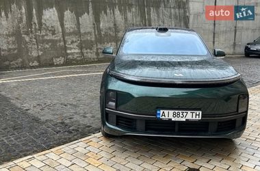 Внедорожник / Кроссовер Li Auto L9 2024 в Киеве