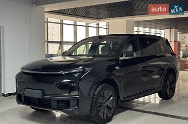 Внедорожник / Кроссовер Li Auto L9 2025 в Киеве