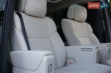 Минивэн Li Auto MEGA 2025 в Киеве