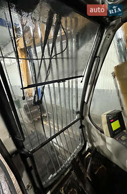 Гусеничный экскаватор Liebherr 900 Litronic 2005 в 