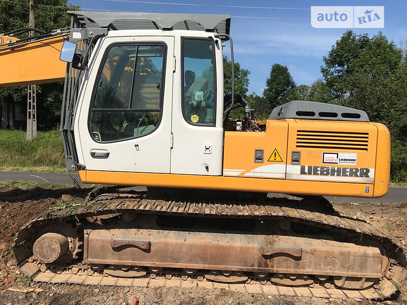 Гусеничный экскаватор Liebherr 904 2005 в Ковеле