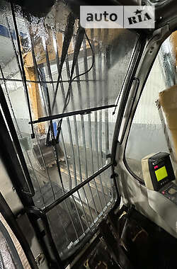 Гусеничный экскаватор Liebherr 904 2005 в 