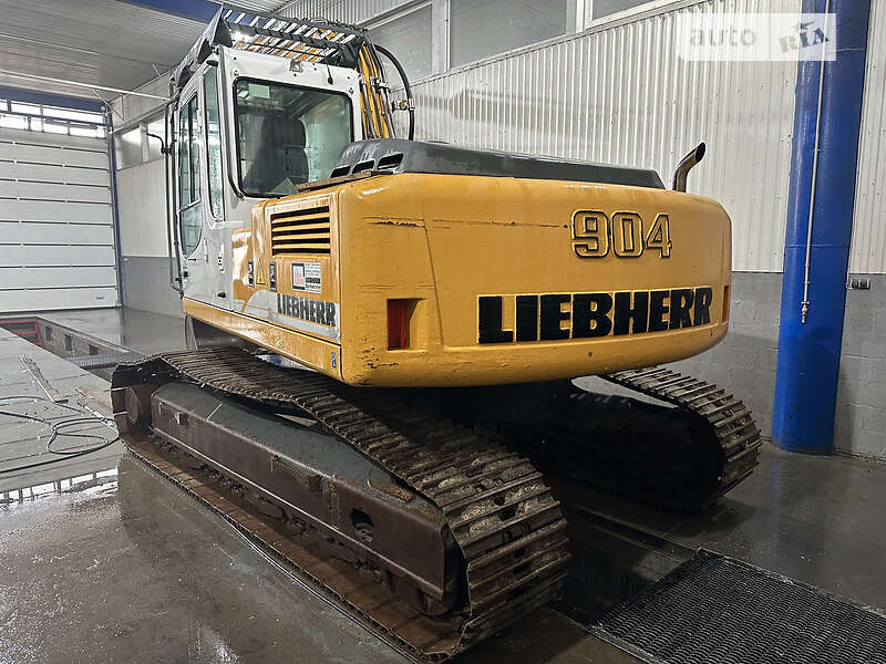 Гусеничный экскаватор Liebherr 904 2005 в Ковеле