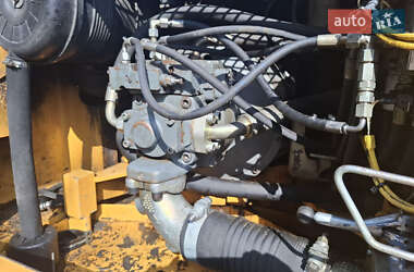 Гусеничний екскаватор Liebherr 904 1999 в 