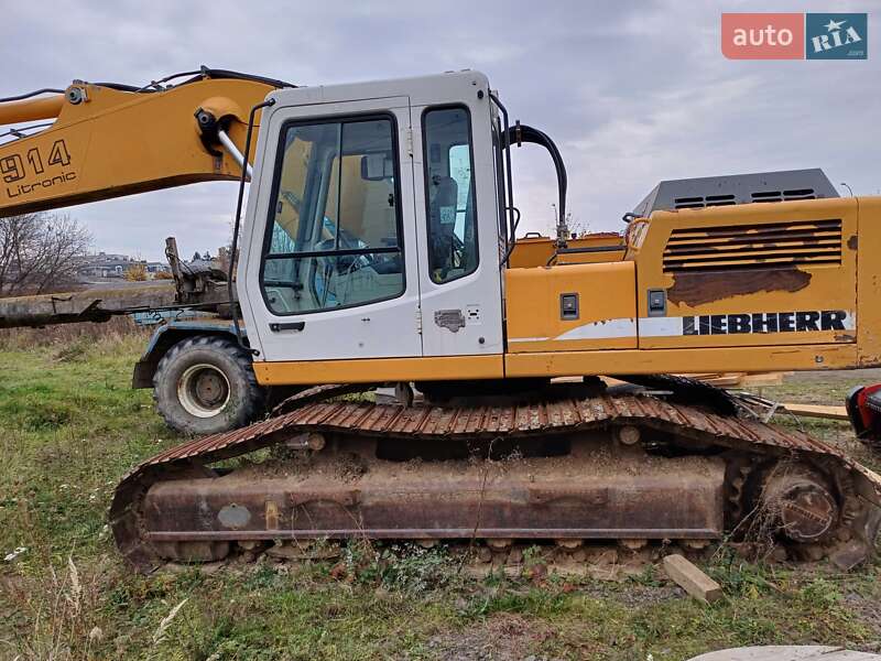Liebherr 914 2002