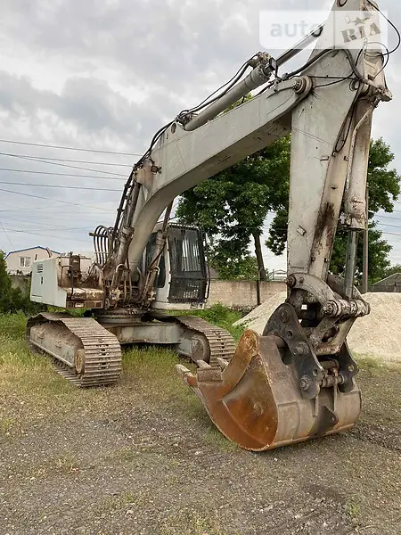 Liebherr 934 1997