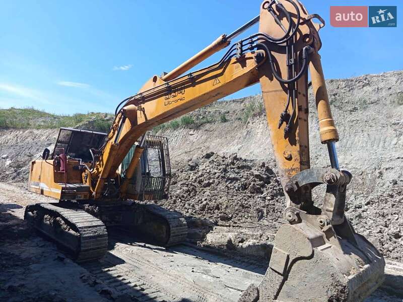 Гусеничний екскаватор Liebherr 934 2004 в Калуші