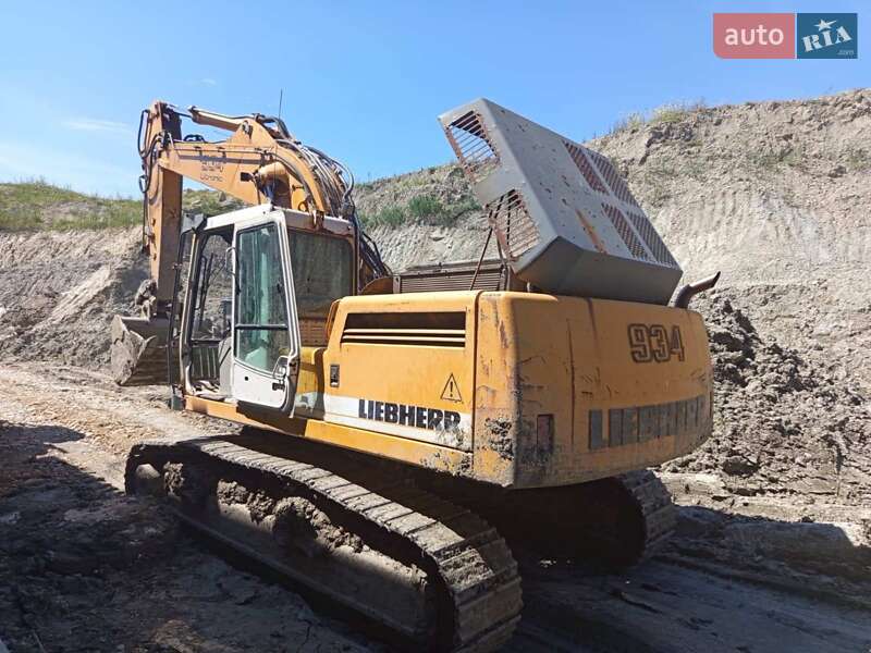 Гусеничний екскаватор Liebherr 934 2004 в Калуші