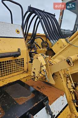 Экскаватор погрузчик Liebherr 942 1988 в 