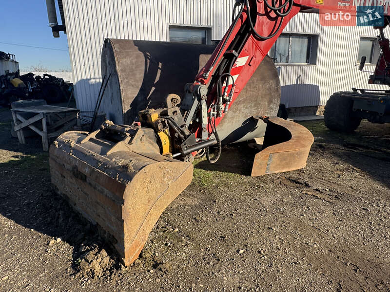 Колесный экскаватор Liebherr A316 2010 в Черновцах