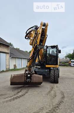 Колесный экскаватор Liebherr A 2016 в 