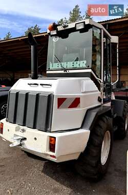 Фронтальні навантажувачі Liebherr L 506 1995 в 