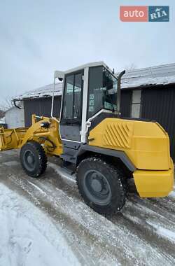 Фронтальні навантажувачі Liebherr L 506 1998 в Тернополі