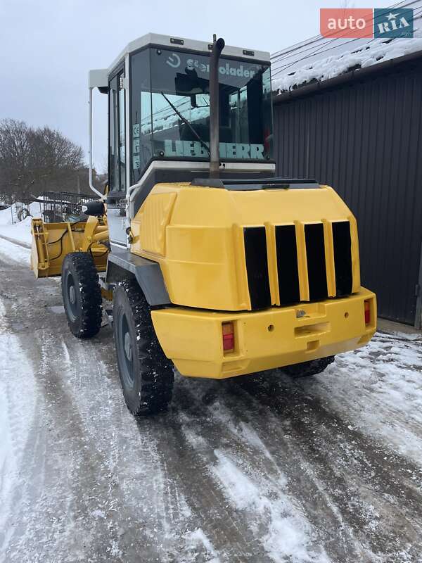 Фронтальный погрузчик Liebherr L 506 1998 в Тернополе